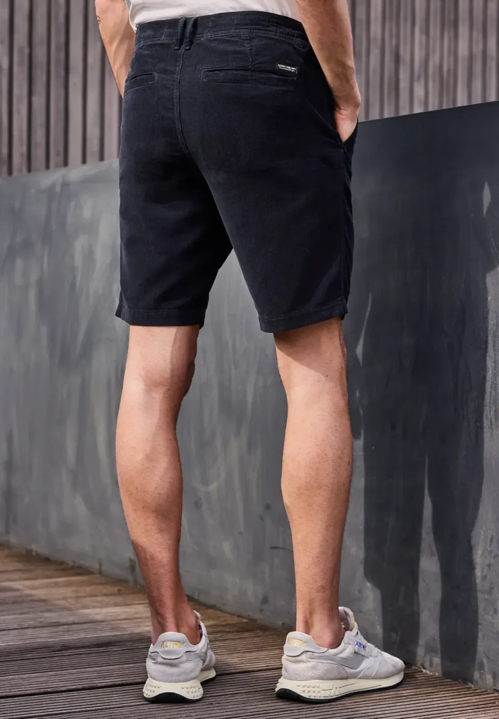 Regular Fit chino shorts van ribfluweel