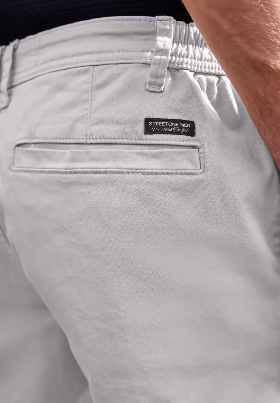 Regular Fit chino shorts met zakken