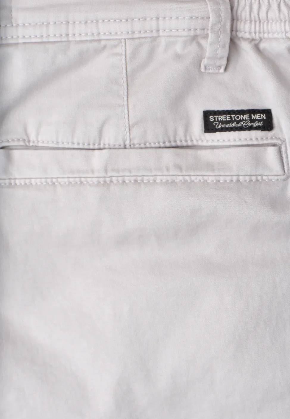 Regular Fit chino shorts met zakken