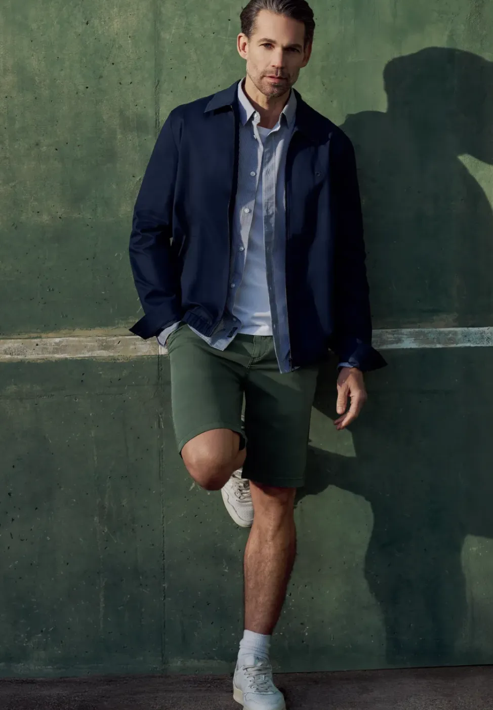 Regular Fit chino shorts met zakken