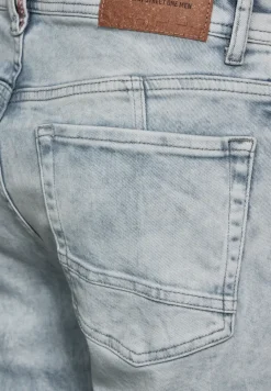 Regular fit jeans
