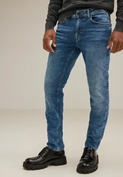 Regular fit jeans