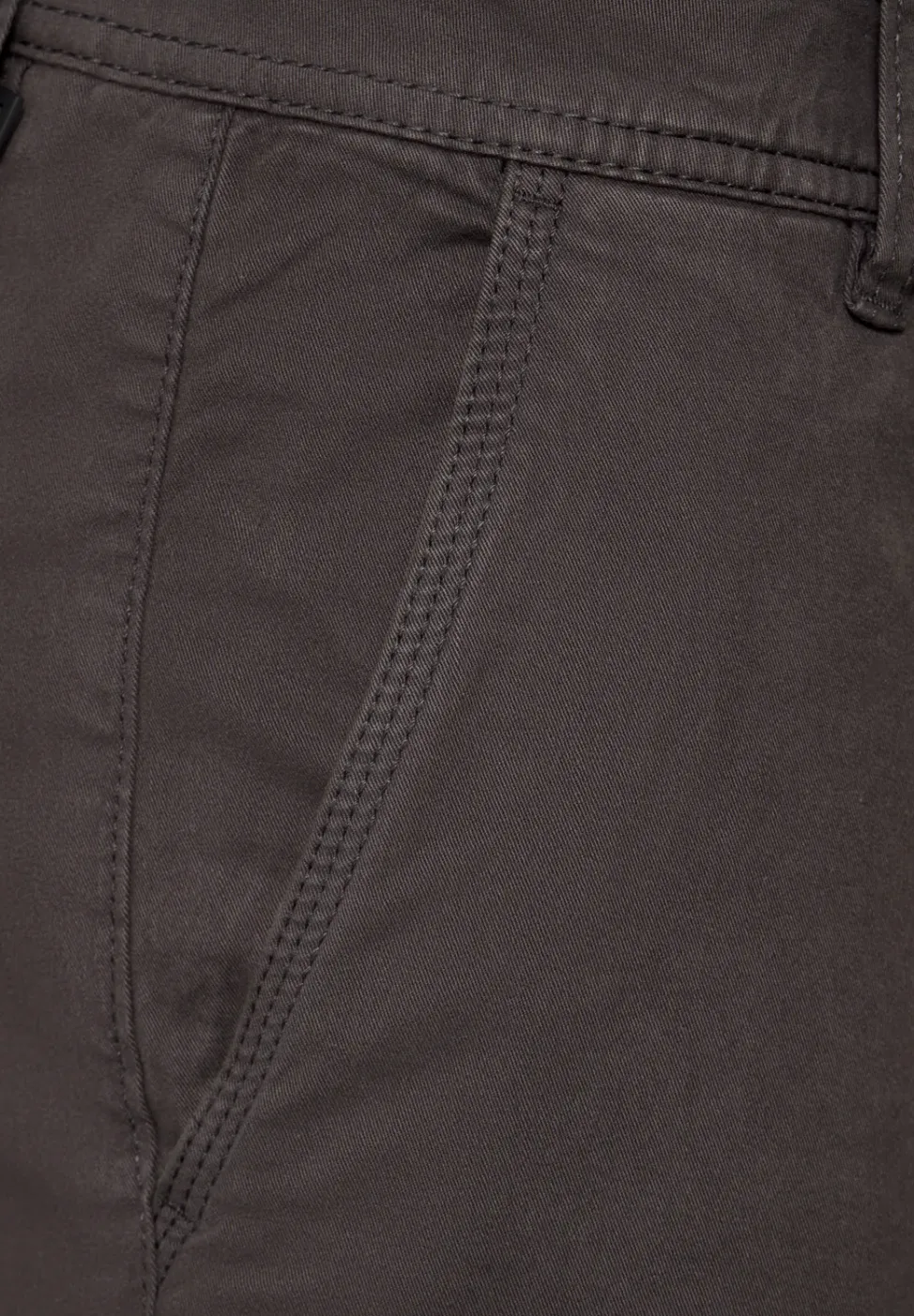 Relaxed gesneden cargo broek