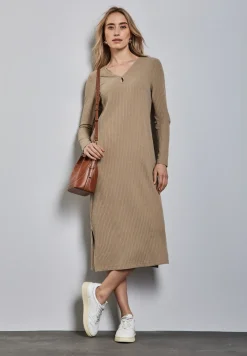 Ribtricot jurk