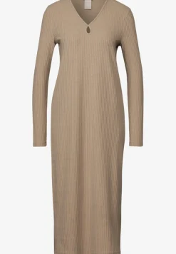 Ribtricot jurk