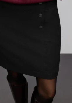 Rok met knoopdetail