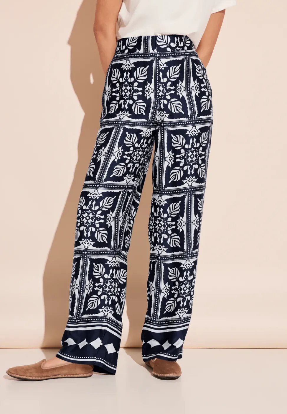 Satijnen broek met print