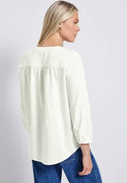 Seersucker blouse met gespleten hals