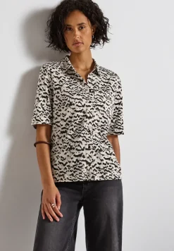 Shirt in blouselook