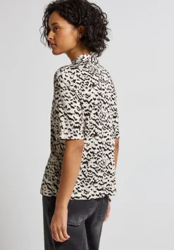Shirt in blouselook