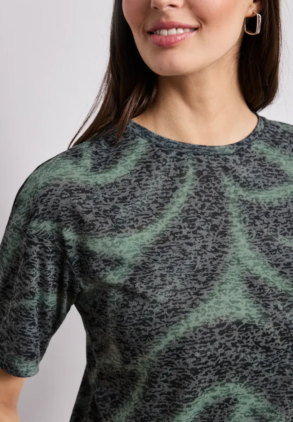 Shirt in burnout-look met print