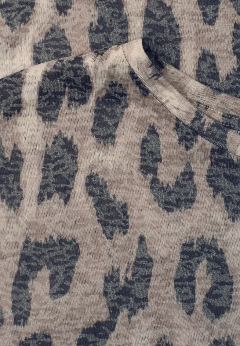 Shirt in burnout-look met print