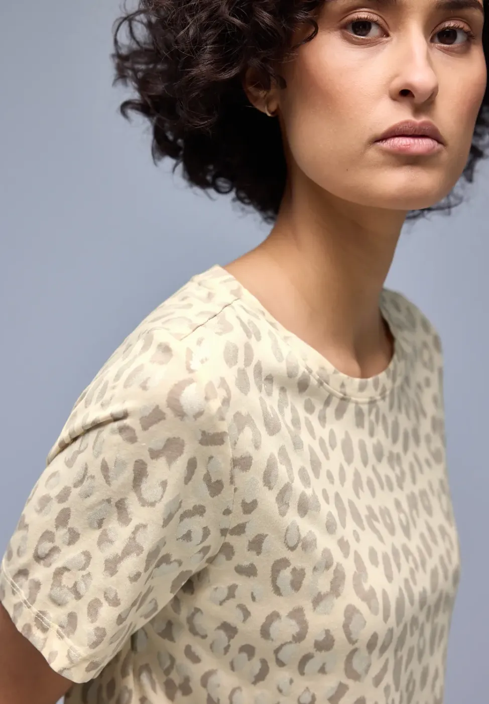 Shirt Leo met foliedetails
