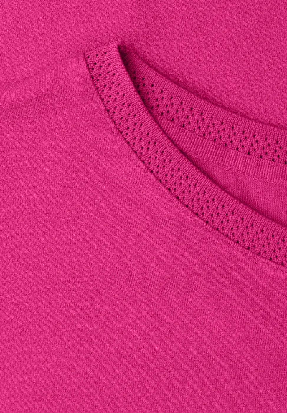 Shirt met boothals en decoratieve tape