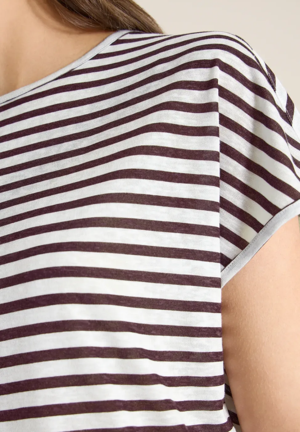 Shirt met boothals en strepen