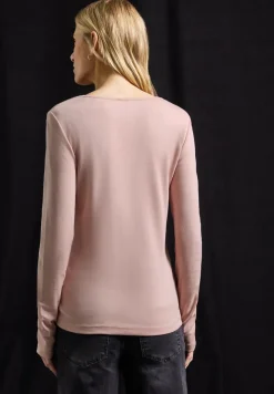 Shirt met carrée halslijn