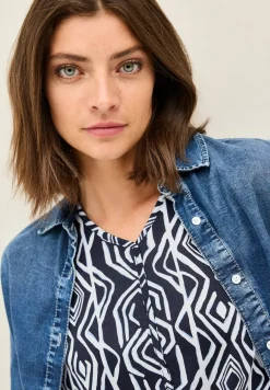 Shirt met decoratieve stiksels