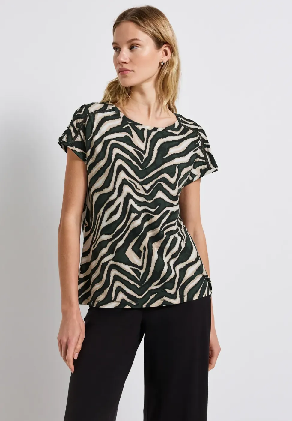 Shirt met gehaakte details