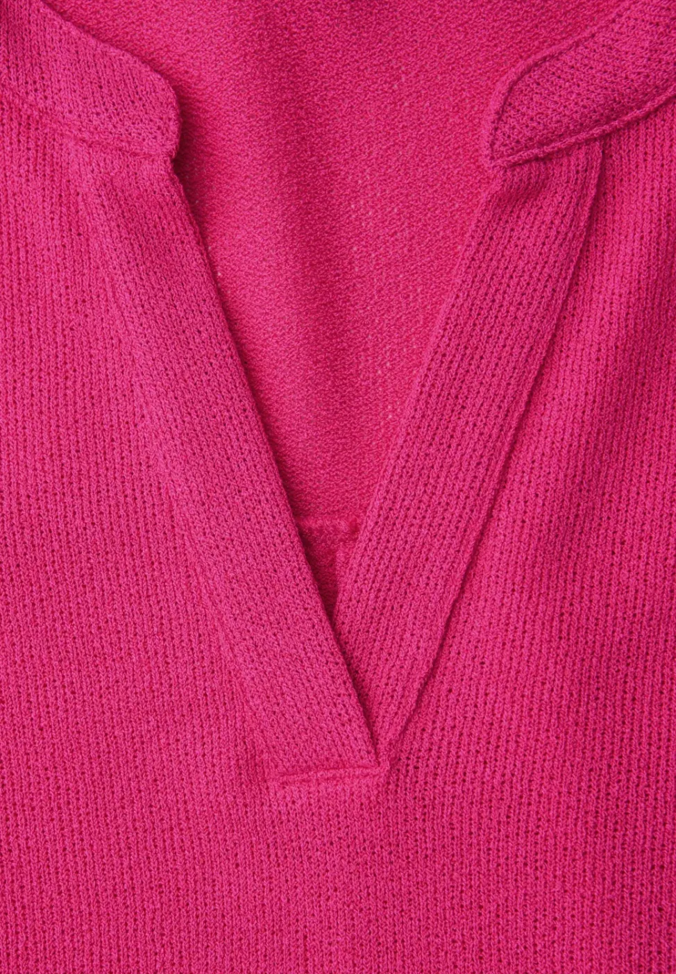 Shirt met gespleten hals in gebreide look