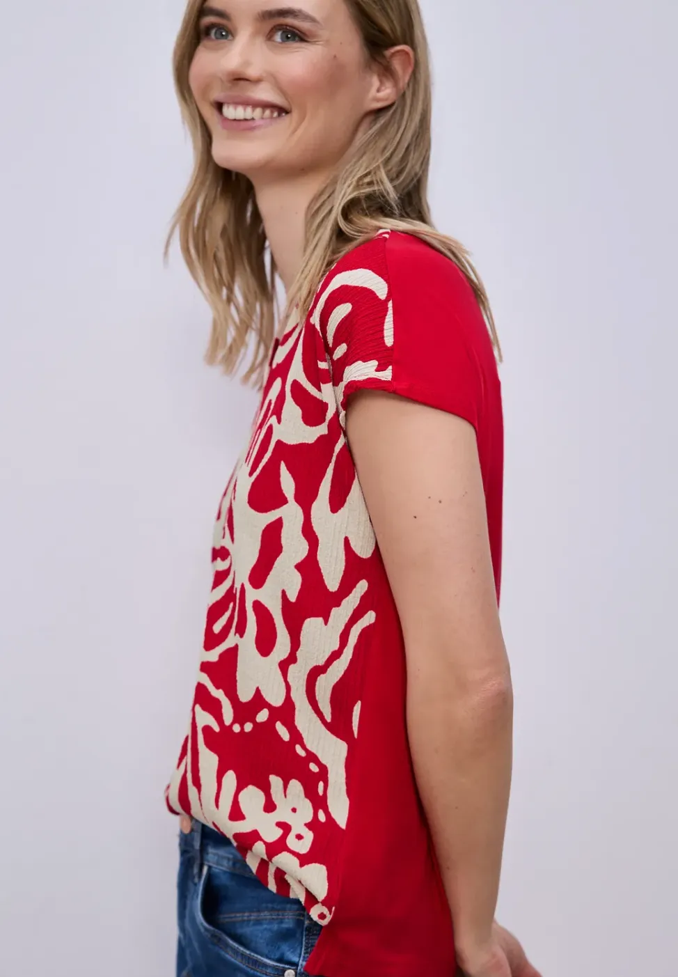 Shirt met gespleten hals en print op de voorkant