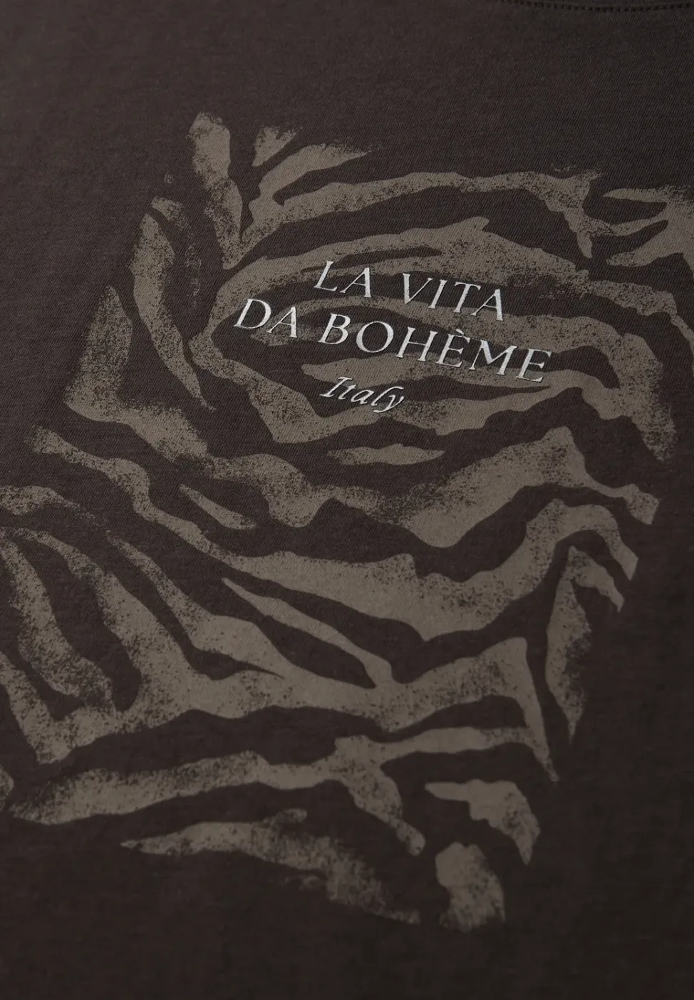 Shirt met hangende schouder en print vooraan