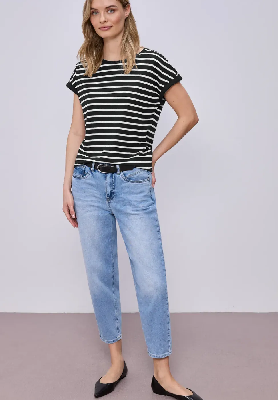 Shirt met hangende schouder en strepen