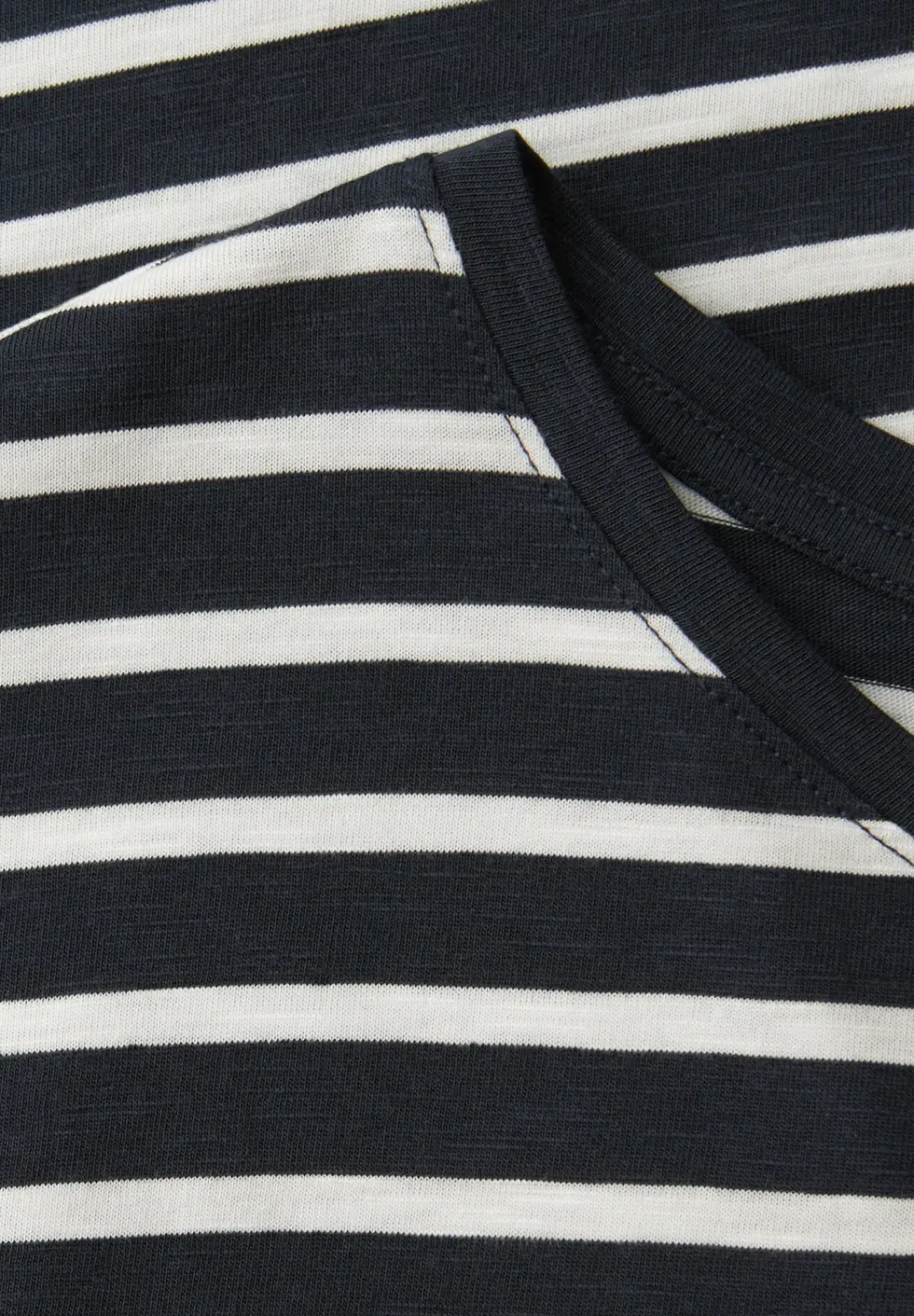 Shirt met hangende schouder en strepen