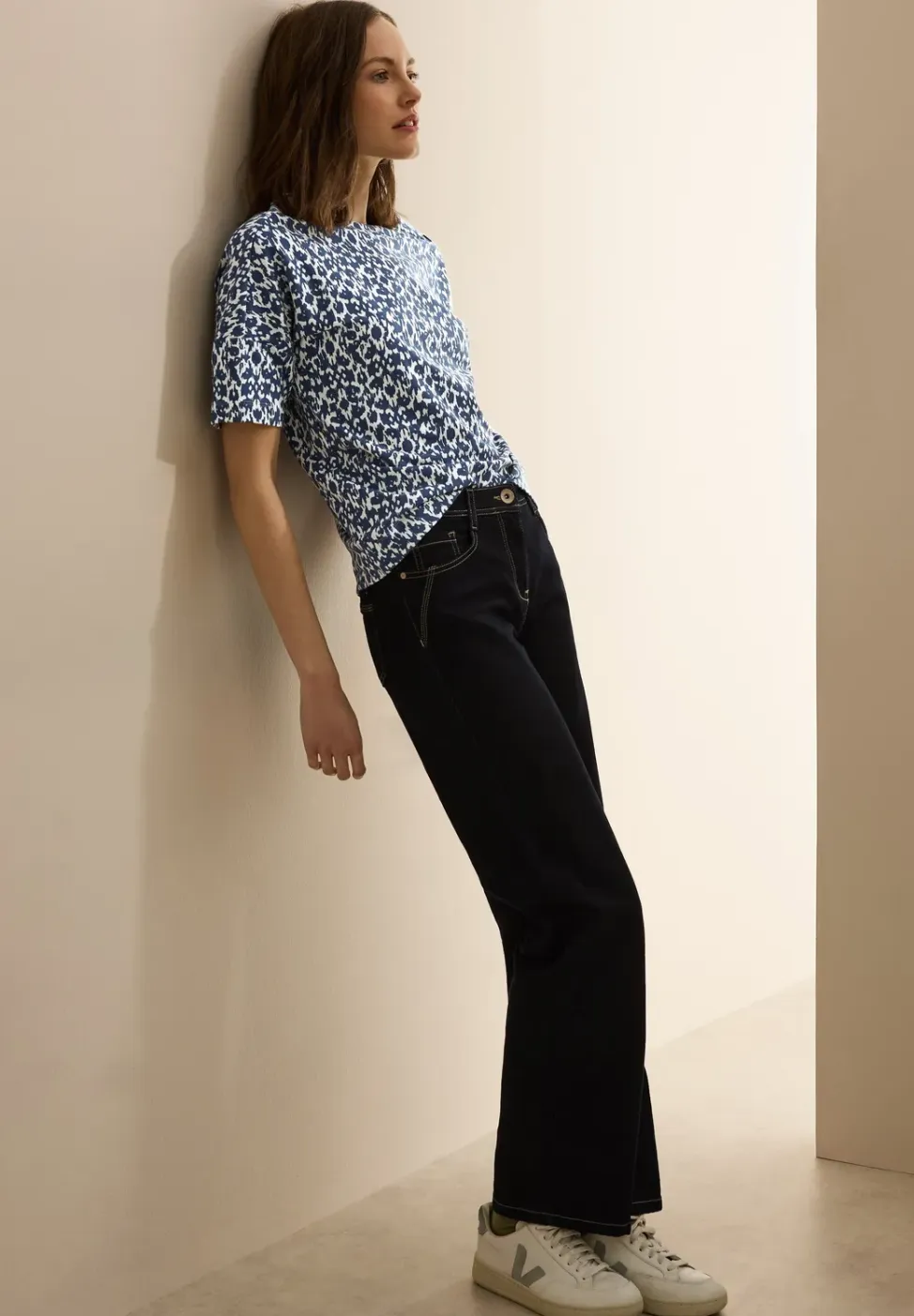 Shirt met knoopdetail