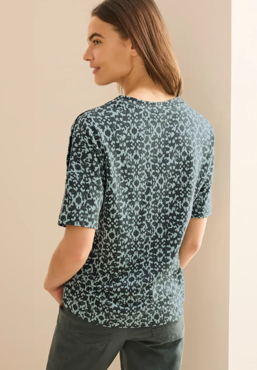 Shirt met knoopdetail