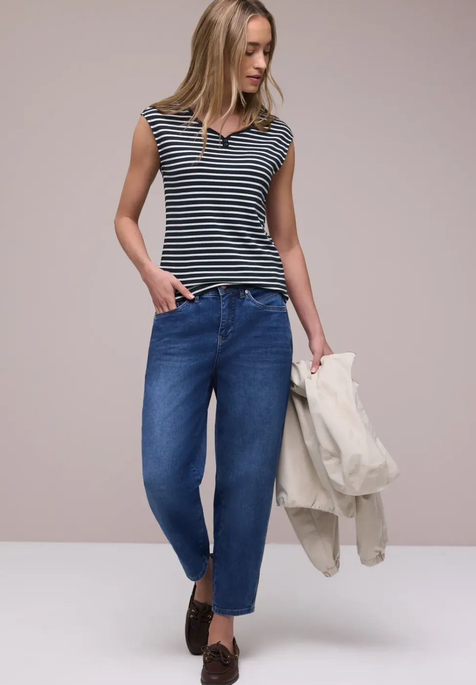 Shirt met knoopdetail