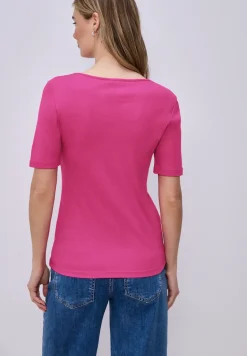 Shirt met korte mouwen en hartvormige halslijn