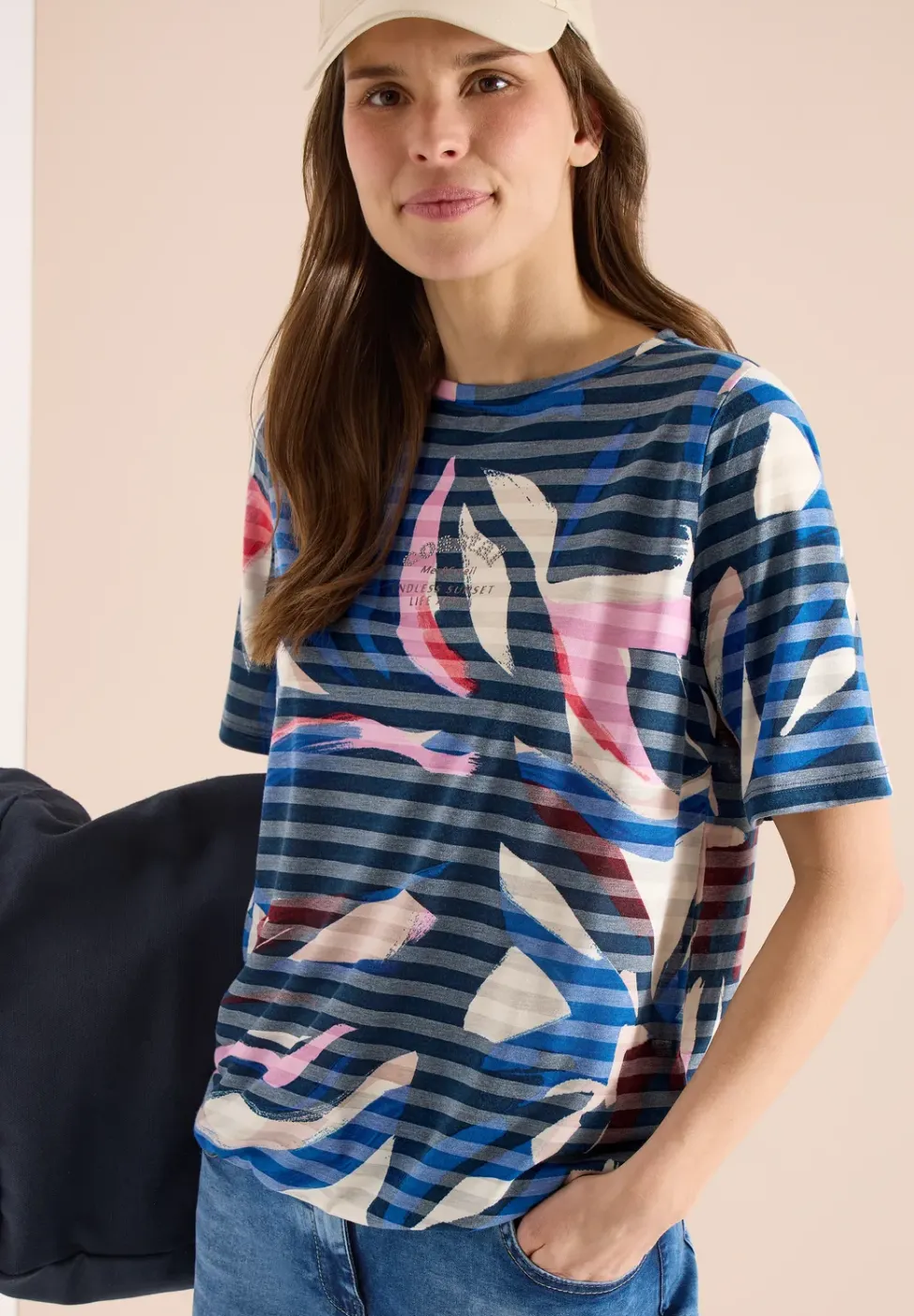 Shirt met korte mouwen en burn-out strepen