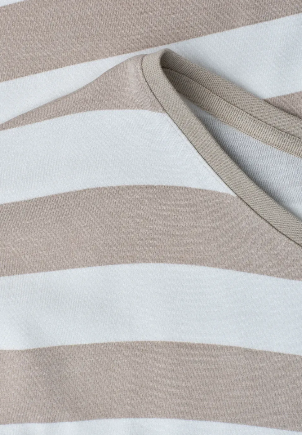 Shirt met korte mouwen, ronde hals en print