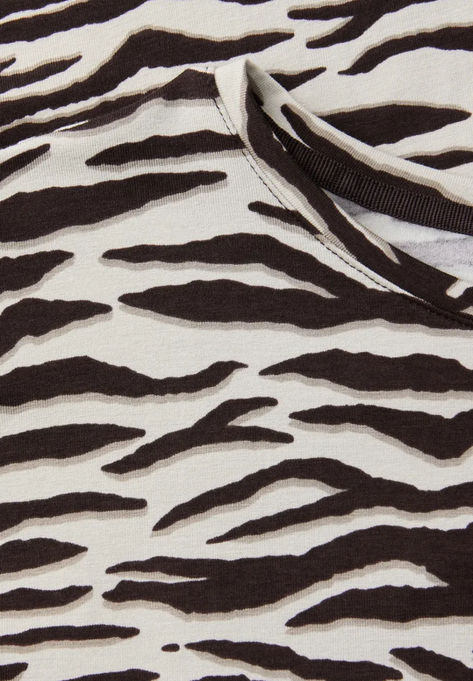 Shirt met korte mouwen, ronde hals en print