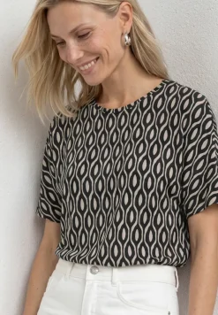 Shirt met korte mouwen, ronde hals en print