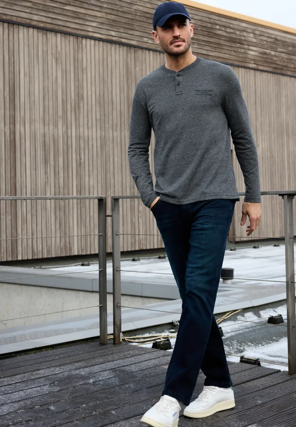Shirt met lange mouwen en borduursel
