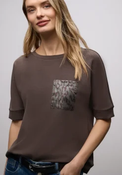 Shirt met leo borstzak