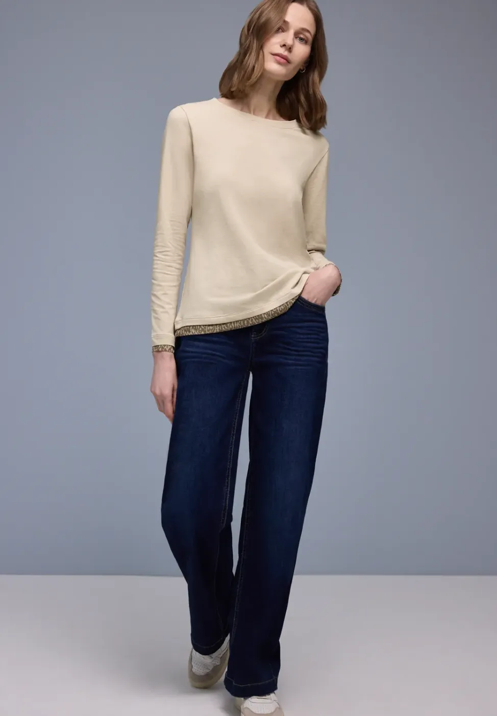 Shirt met leo details