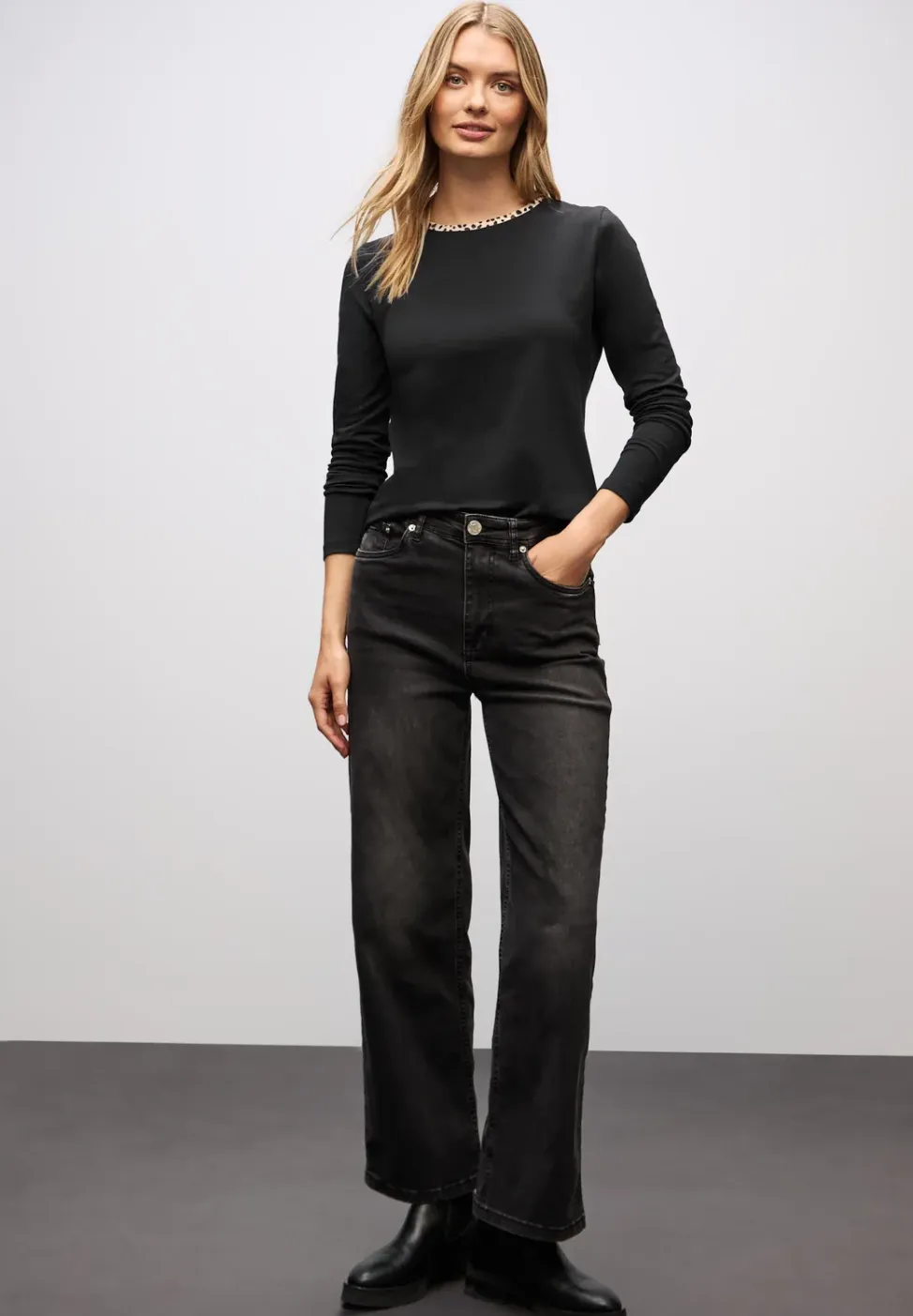 Shirt met leodetails