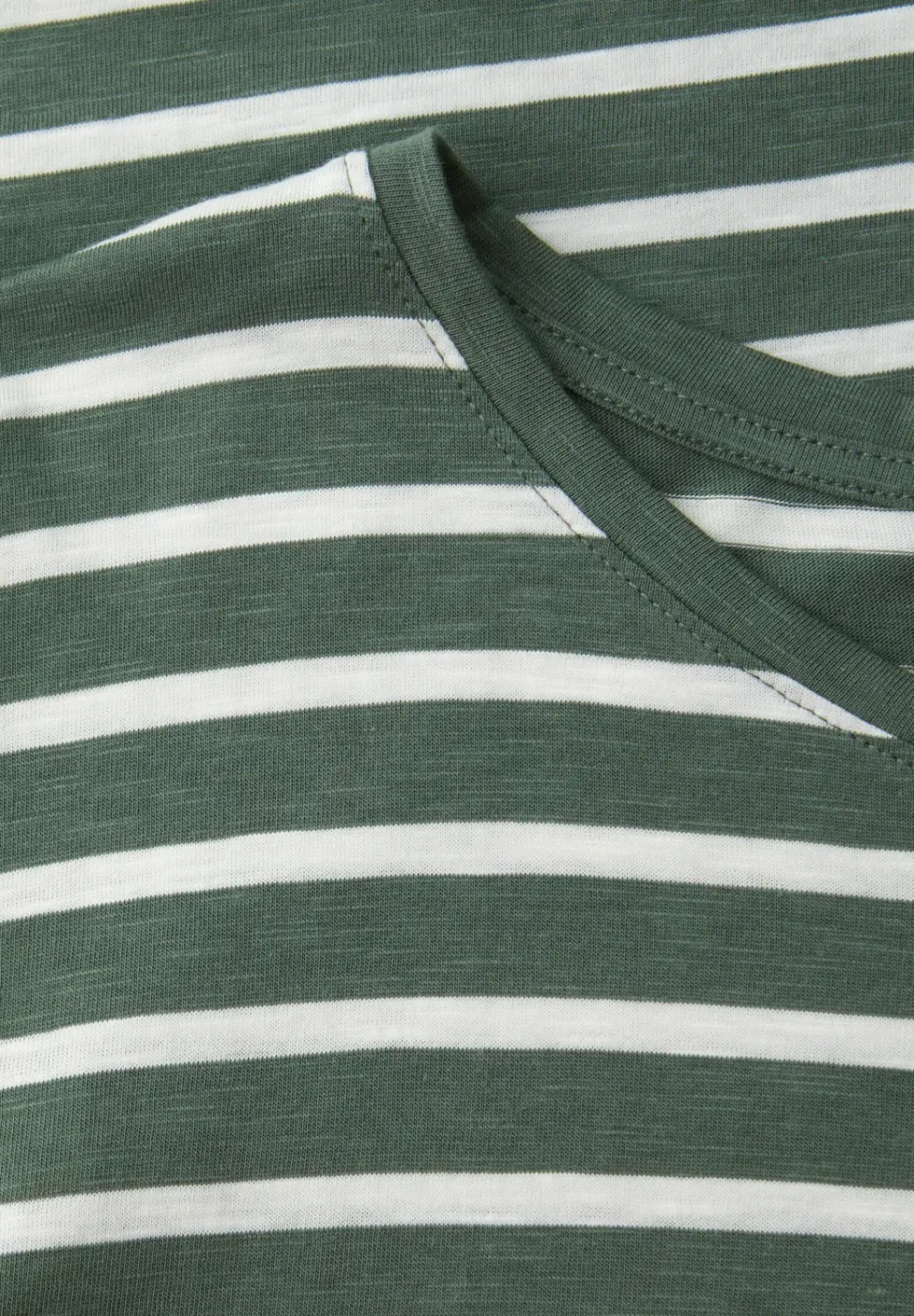 Shirt met losse schouders en strepen