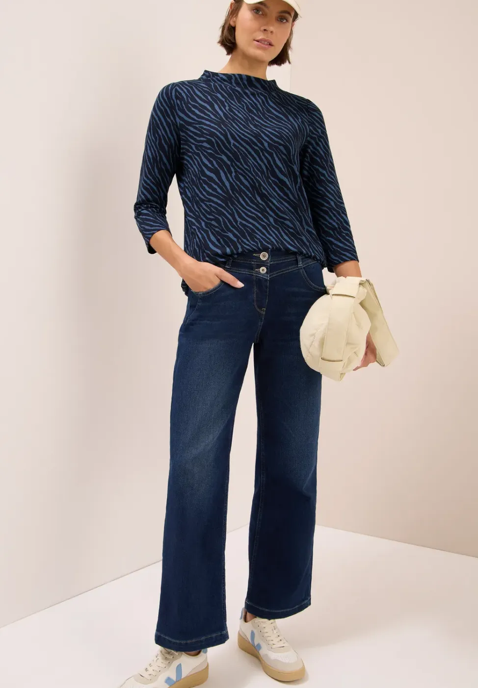 Shirt met minimale print