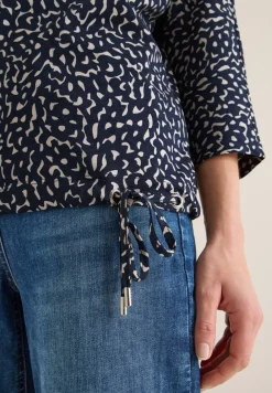 Shirt met minimale print