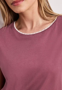 Shirt met overhangende schouder en decoratieve tape