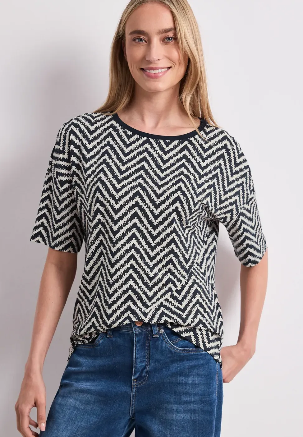 Shirt met ronde hals en all-over print