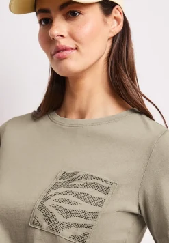 Shirt met ronde hals en edelstenen