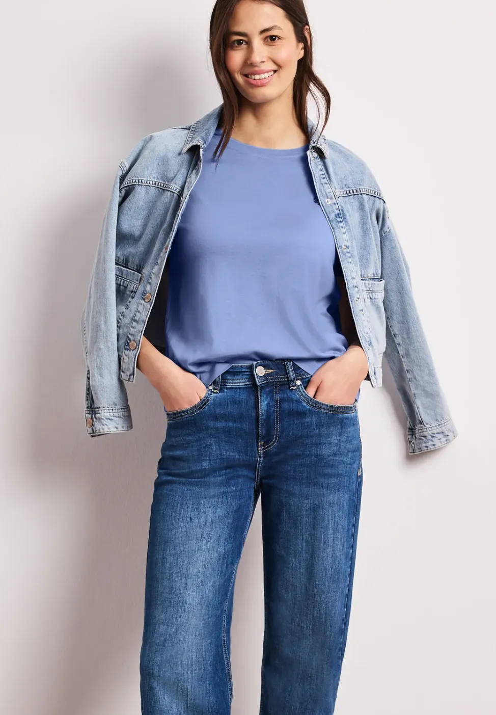 Shirt met ronde hals en hartdetail
