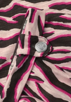 Shirt met ronde hals en knoopdetails
