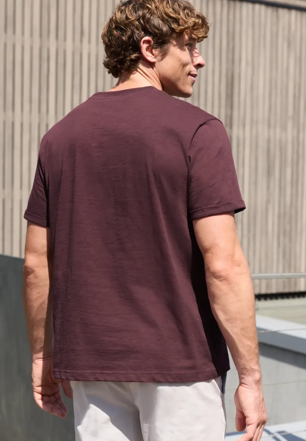 Shirt met ronde hals en omslagdetail