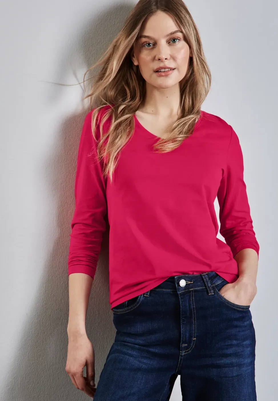 Shirt met ronde V-hals