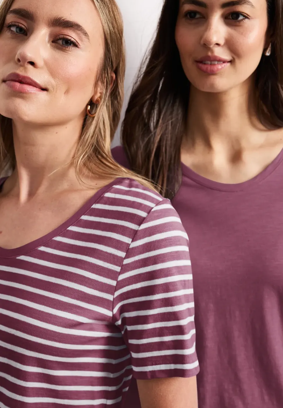 Shirt met ronde V-hals in een pak van 2